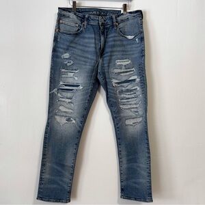 34/30 NWT American Eagle Jeans Slim Destroyed Light Wash Flex Stretch Men’s 34